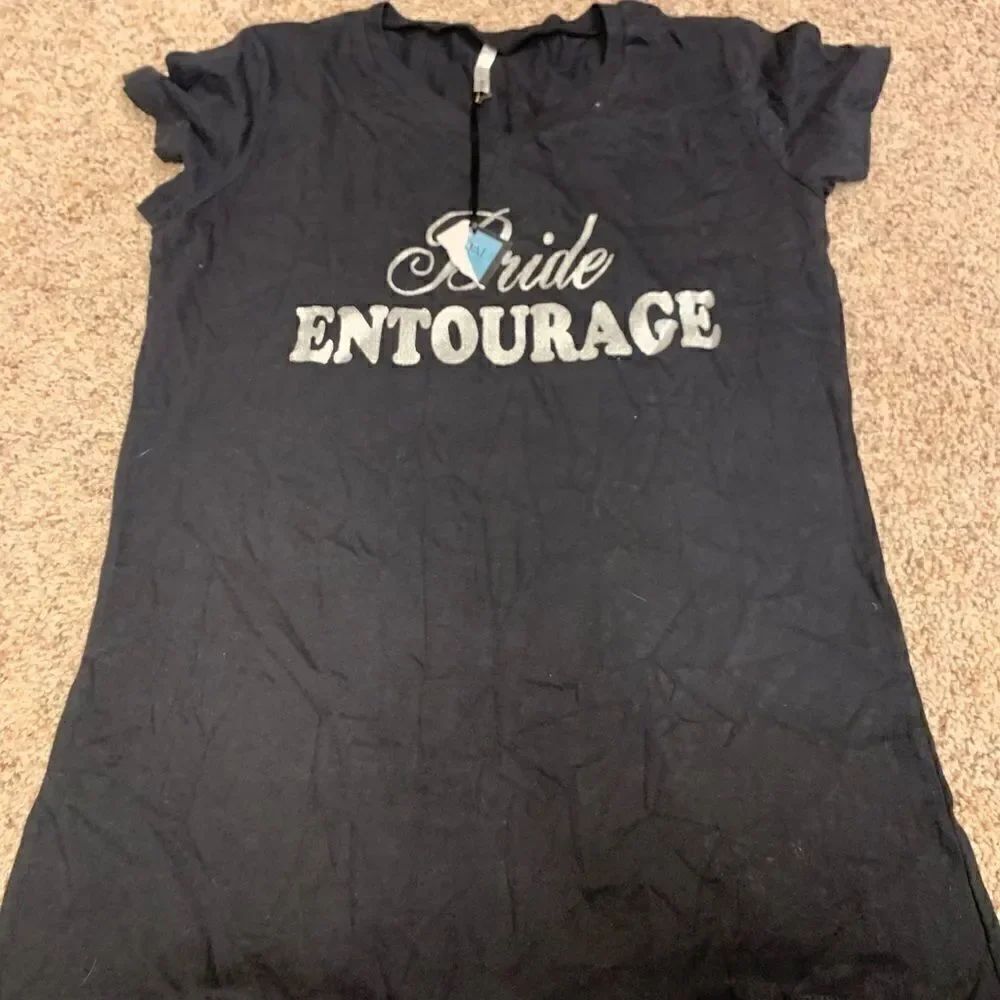 NEw Bride Entourage tee 